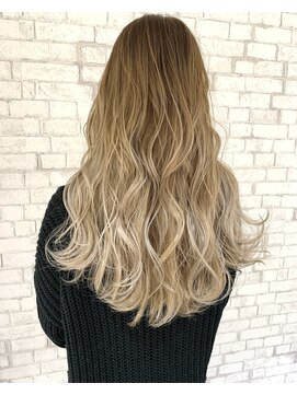 ヘアーアンドメイク ニューヨークニューヨーク 姫路店(Hair&Make NYNY) インスタ掲載 外国人グラデーションカラー