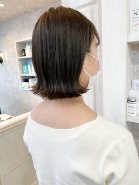 キャアリー(Caary) 福山市美容室caaryフェザーバンクで横顔美人に カーキアッシュ