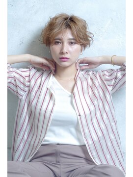 クシュ 所沢西口プロぺ通り(kusyu... ) ペールベージュセクションカラーグラデーションカラー外ハネボブ