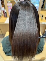 サラ ビューティ サイト 春日(SARA Beauty sight) マイナス１０歳の艶髪へ髪質改善ストレート/上西リキ