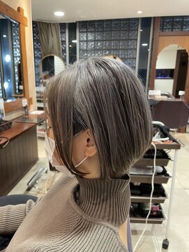 アルバ ヘアリゾート(ALBA) 【ALBA塚原】ショートボブ×ミルクティグレージュ