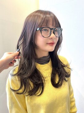 バイオレット ナゴヤ(Violet Nagoya) レイヤーカット ロングレイヤー ラベンダーカラー ぱっつん前髪