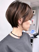 ネイロ バイ ジルブラン 葛西(NeiRo by JIL BLAN) ハイライト白髪ぼかしダブルカラーインナーカラーショートボブ