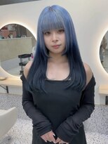 イェッカ(YECCA)&nbsp;ブルーからネイビーのルーツカラー（ブリーチ２回～）