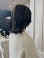 キャアリー(Caary)&nbsp;福山美容室carry 個性派ロングウルフレイヤー外ハネ10代20代