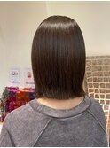 切りっぱなしミディアム/透明感ブラウン