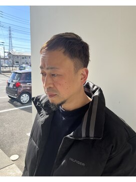 アオトソラ 大人男子のショートヘア