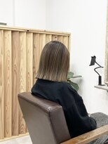 ホンネ(honne.)&nbsp;ハイライトカラー×寒色ベージュ