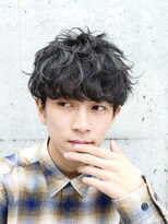 くせ毛風マッシュ/ツーブロック/黒髪