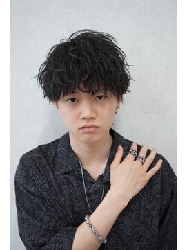 シャイン 大宮(SHINE) メンズカット/パーマ/ヘッドスパ/ブリーチ/眉毛/韓国/大宮/Men's