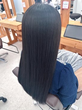 ロルド シェリ(Rold Cheri) ダークブラウン ツヤ髪ロング