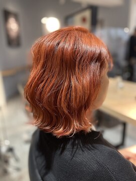 シーク(Seek) 切りっぱなしボブ