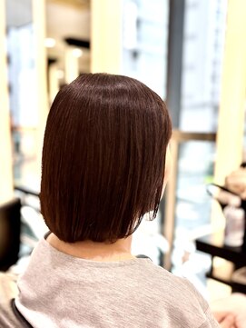 エアー 銀座タワー(AIR) 伸ばしかけボブ　内巻き