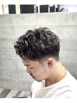 ダズ(Dazz) スパイキーショート ピンパーマ