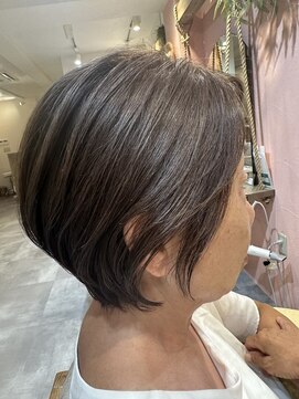 アットティー 金沢八景(at tee...) 脱白髪染め【白髪ぼかしハイライトカラー】