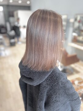 イルファ セイユウ 上野芝店(ehl:fa SEIYU) 白髪ぼかしカラー/ロング/ミディアム　20代30代40代