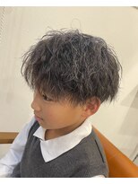 ヘアアンドリラクゼーション ジン(Jinn) ツイストスパイラル