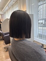 ジエクト ヴィシア(The Ect VIXIA)&nbsp;切りっぱなし　縮毛　ヘイリーボブ　ストレートボブ