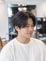 プレミア(PREMIER)&nbsp;柔らかな毛流れのセンターパートショート