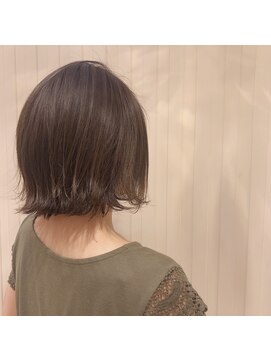 ルクール 大宮店(Lecoeur) モノトーンアッシュボブ