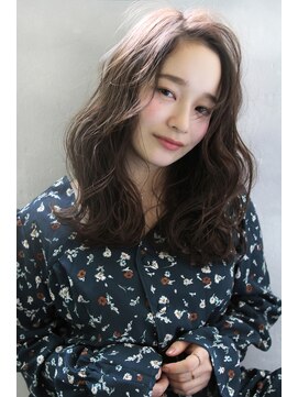 ラエティス(Laetus) しっとり☆アンニュイウェーブ×ミルキーアッシュ【Laetus】