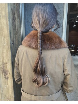 トローヴ(trove) きゅっと シンプル ローポニー