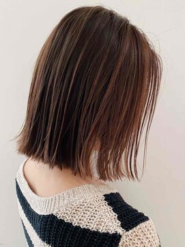ネオリーブエム(Neolive em;) 切りっぱなしボブ