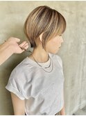 10代20代30代人気◎バレイヤージュ　小顔横顔美人ショート