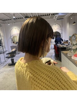 ジジ フルアヘッド(Gigi fullahead) ぱつっとボブ！！