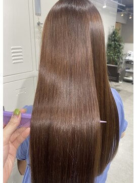 リグ 横浜(Lig.) 艶感ストレート髪質改善縮毛矯正