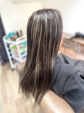 美容室ふくろう 外国人風ハイライト