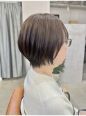 ショートボブ×白髪ぼかしハイライト×シールドトリートメント