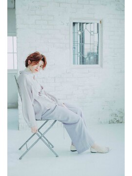 ジェミニ 大津 瀬田店(Gemini) 黒髪カタロググレーベージュレイヤーロングアッシュカラー