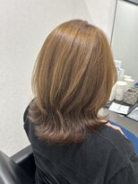 セカンド(Second)&nbsp;Second   ×　外ハネスタイル