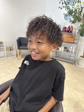 男を磨くメンズサロン オム グランド(HOMME GRAND) キッズ ツイストスパイラルパーマ