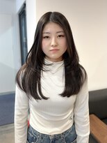 シー.(SHE.)&nbsp;【韓国風カット】ハッシュカット