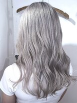 ブレイズヘアー(BLAZEhair)&nbsp;【ガチの透明感】ホワイトシルバー×ブリーチ３回