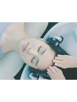 【頭皮から整える◎】リラクゼーションはもちろん、頭皮環境を整えて１０年後も髪を美しく育むお手伝い☆