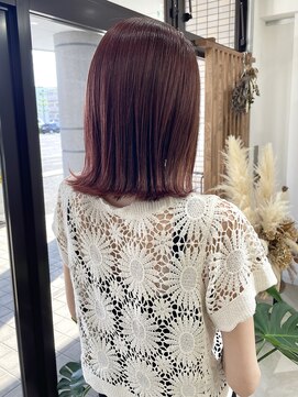 ラフ(laugh) ピンクブラウン×伸ばしかけヘア