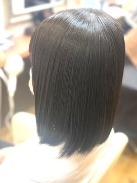 ヘアーメイク ツインズ(Hair Make TWINS) アイロンなしで叶うツヤ髪酸性ストレート