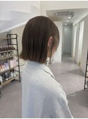 アッシュグレー×切りっぱなしボブ