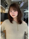 もっちりミディアム ハイレイヤー ハッシュカット 
