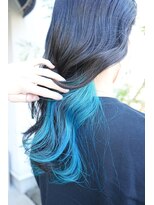 チェロ 中町(CHERO)&nbsp;★美髪透明感カラー＃インナーカラー＃フェミニンロング＃ブルー
