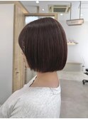 ピンクベージュ