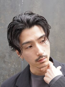 レタッチバイフィフス(RETOUCH by fifth) センターパート×ルーズパーマ