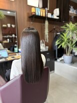 アオイ(Aoi)&nbsp;ロングは艶が大事♪酸性ストレートで極上のサラ艶髪に