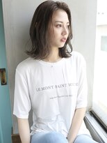 バース(BIRTH)&nbsp;天神【BIRTH】グレージュカラー×ウエーブ外ハネボブディ