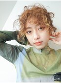 ネオアフロヘア_カーキグレージュマッシュショート_8335