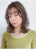 やわらか小顔ミディアムレイヤー
