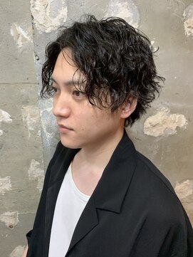 アカ(ACA) センターパートツイストスパイラルパーマツイストパーマ札幌大通